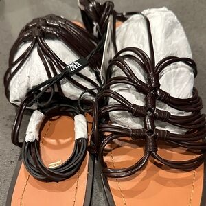 ZARA Dark Brown Strappy Loop Sandals